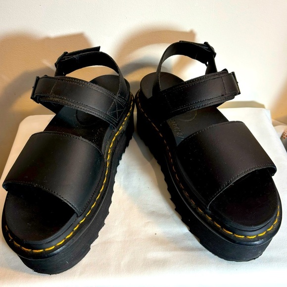 Dr. Martens Shoes - DR MARTENS Sz 11 Voss Quad Sandals Straps Chunky Sole Contrasting Stitch Chunky